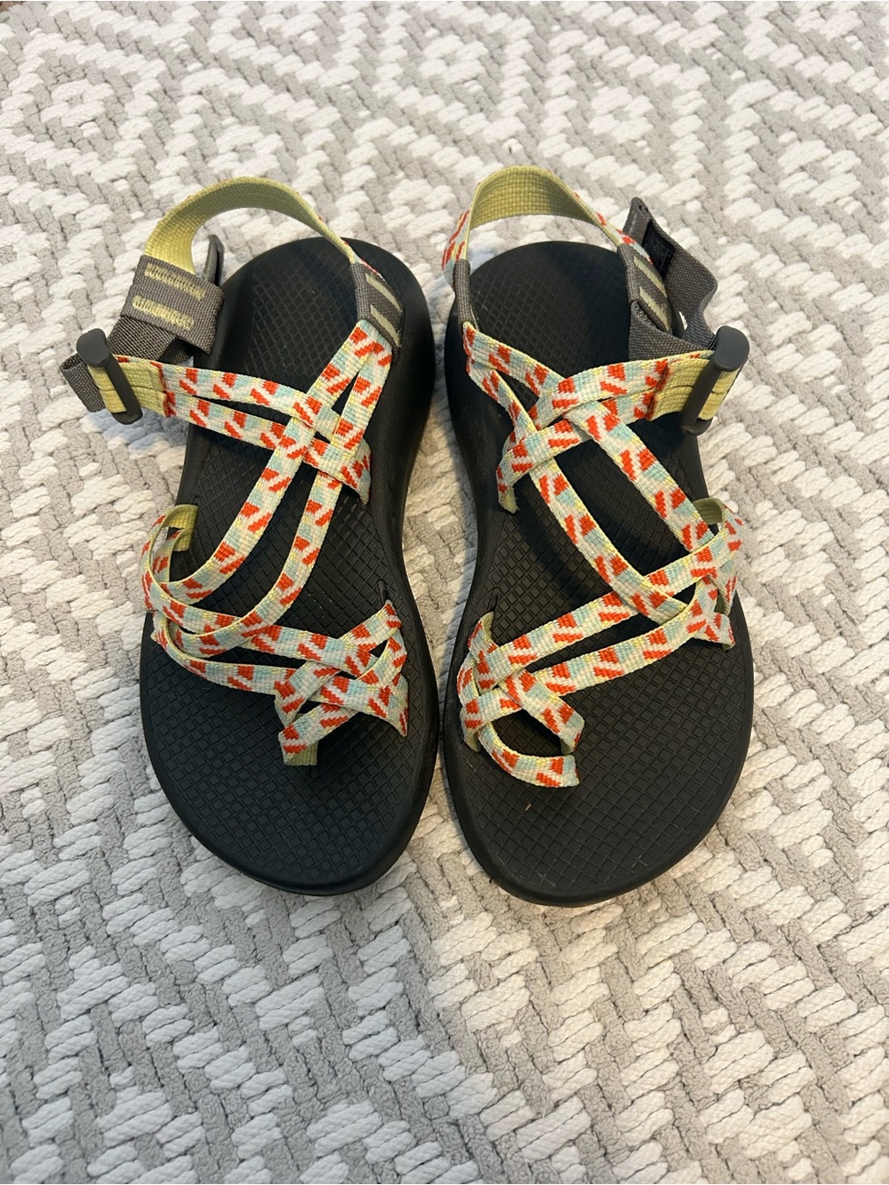 Chaco ZX/2 Yampa Yellow Orange Toe Loop Adjustable Sport Sandals Women's sz 6